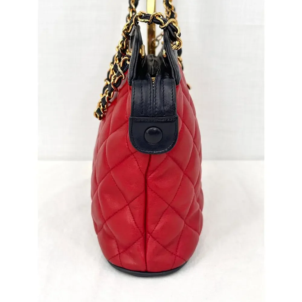 Vintage Chanel Bicolor Red Navy Quilted Lambskin Shoulder Bag Gold CC Charm